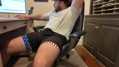 Snapshot of boredhorndog chatting on October 8, 2025, 1:42 pm Boredhorndog online show from October 8, 2025, 1:42 pm