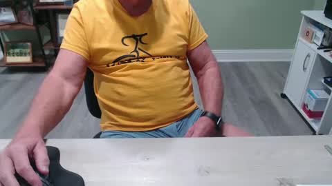 borntobebad2 online show from December 31, 2024, 6:46 pm