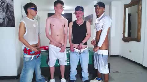 Snapshot of boschcz chatting on November 1, 2025, 6:21 pm THOMAS AND DAMIAND online show from November 1, 2025, 6:21 pm