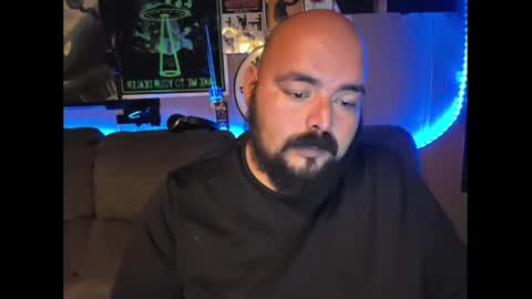 bossdeuce420 online show from April 15, 2026, 3:46 am