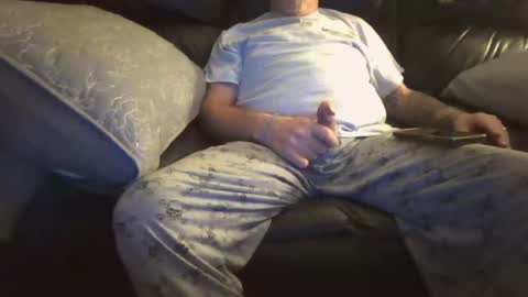 bostonguy1969 online show from December 30, 2024, 3:03 am