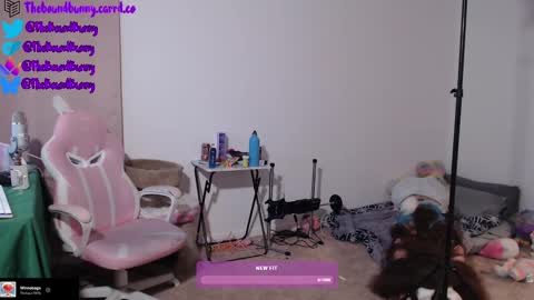 Snapshot of boundbunny98 chatting on March 6, 2025, 2:09 am TheBoundBunny online show from March 6, 2025, 2:09 am