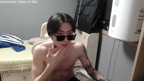 Snapshot of boxman556990 chatting on October 24, 2025, 7:10 pm boxman556990 online show from October 24, 2025, 7:10 pm