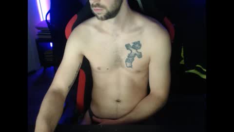 Snapshot of boy_t0y89 chatting on December 4, 2024, 6:44 am boy_t0y89 online show from December 4, 2024, 6:44 am