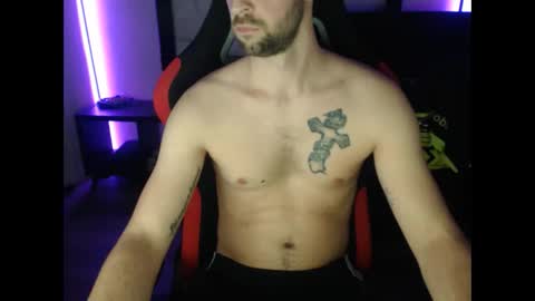 Snapshot of boy_t0y89 chatting on January 10, 2025, 5:02 pm boy_t0y89 online show from January 10, 2025, 5:02 pm