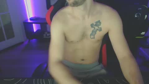 Snapshot of boy_t0y89 chatting on February 5, 2025, 7:29 am boy_t0y89 online show from February 5, 2025, 7:29 am