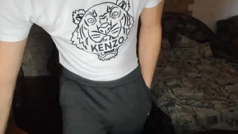 Snapshot of boyapollon chatting on December 29, 2024, 9:50 am BoyApollon online show from December 29, 2024, 9:50 am