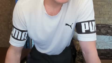 Snapshot of boyapollon chatting on January 5, 2025, 11:04 am BoyApollon online show from January 5, 2025, 11:04 am