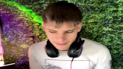 boyblondhetero online show from February 20, 2026, 9:54 am