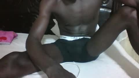 Snapshot of boyguylove chatting on October 14, 2025, 9:21 am boyguylove online show from October 14, 2025, 9:21 am