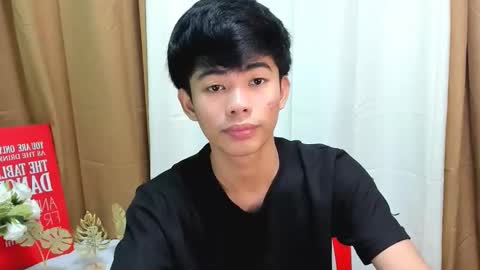 Snapshot of boynextdoor4ux chatting on October 14, 2025, 5:58 pm HI IM JAMES DONT FORGET GIVE ME THUMBS UP AND JOIN TO MY FANCLUB online show from October 14, 2025, 5:58 pm