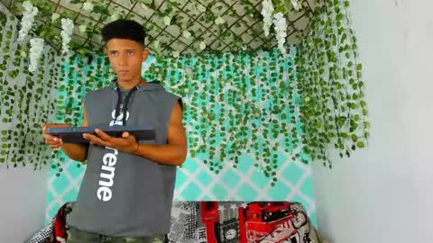 boys4hot_777 online show from March 10, 2025, 1:23 am