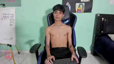 Snapshot of boys4hot_777 chatting on May 1, 2026, 7:18 pm boys4hot_777 online show from May 1, 2026, 7:18 pm