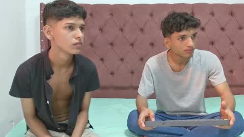 Snapshot of boys_hotparty chatting on February 28, 2025, 1:25 pm ALEX - TAYLER -MIKE online show from February 28, 2025, 1:25 pm