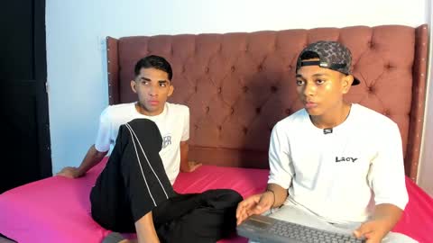 Snapshot of boys_hotparty chatting on October 4, 2025, 1:20 pm ALEX - TAYLER -MIKE online show from October 4, 2025, 1:20 pm