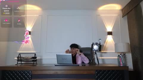 Snapshot of boysonfiree chatting on November 12, 2025, 11:32 am boysonfiree online show from November 12, 2025, 11:32 am