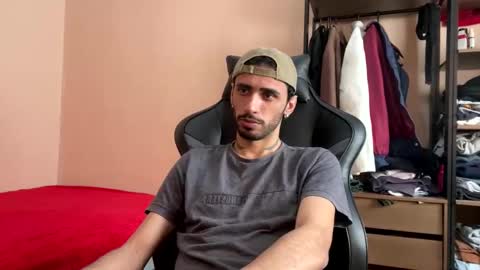 boyzinm2 online show from January 13, 2026, 12:32 pm