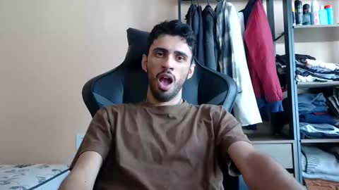 boyzinm2 online show from March 12, 2026, 11:38 am