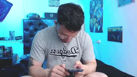 Snapshot of brad_hot_boy chatting on December 30, 2024, 3:24 pm brad hot boy online show from December 30, 2024, 3:24 pm