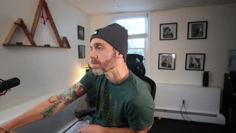 BradBronton online show from December 15, 2025, 12:42 pm