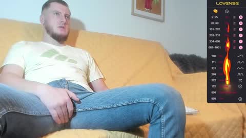 Snapshot of bradryder__ chatting on December 11, 2024, 9:52 am Call me Alex online show from December 11, 2024, 9:52 am