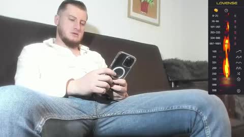 Snapshot of bradryder__ chatting on February 26, 2025, 7:09 am Call me Alex online show from February 26, 2025, 7:09 am