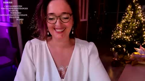 Snapshot of braingirl chatting on December 15, 2024, 6:37 pm I see you X-twitter its braingirl online show from December 15, 2024, 6:37 pm