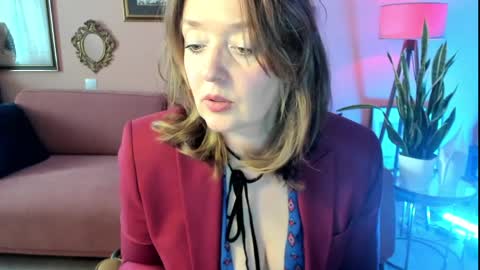 Snapshot of braingirl chatting on April 6, 2026, 1:01 pm I see you X-twitter its braingirl online show from April 6, 2026, 1:01 pm