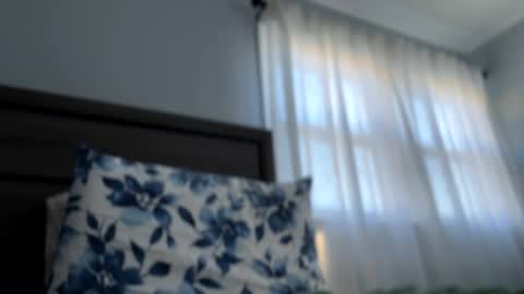 Snapshot of brandenluvslatinas chatting on October 27, 2025, 1:15 pm Branden online show from October 27, 2025, 1:15 pm