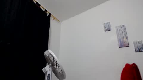 Snapshot of brandonstond chatting on September 28, 2025, 3:23 am Brandon online show from September 28, 2025, 3:23 am