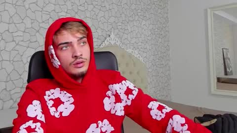 Snapshot of brandontatex chatting on October 28, 2025, 7:01 am BrandonTateX online show from October 28, 2025, 7:01 am