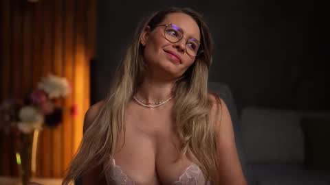 Alex online show from October 26, 2025, 5:24 am