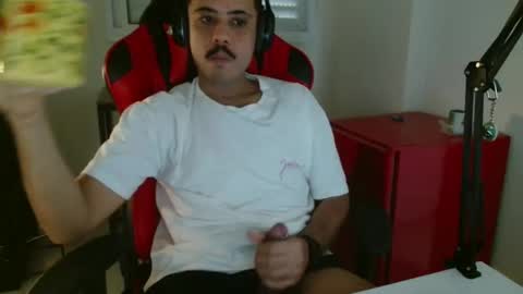 brasilianonca online show from March 30, 2026, 2:40 pm