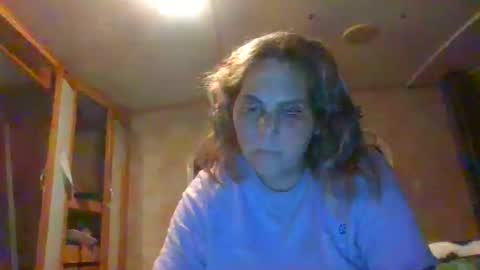 Snapshot of bratbrat23 chatting on October 20, 2025, 2:12 am Bay online show from October 20, 2025, 2:12 am