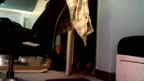 Snapshot of bratdownunder chatting on October 25, 2025, 3:36 am Bratdownunder online show from October 25, 2025, 3:36 am