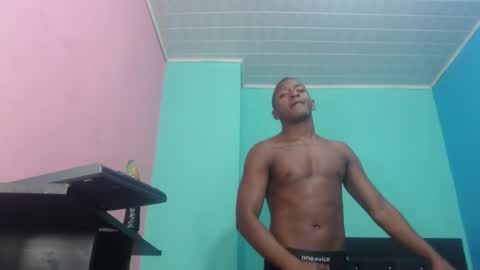 Snapshot of braulioth chatting on November 1, 2025, 10:34 pm braulioth online show from November 1, 2025, 10:34 pm