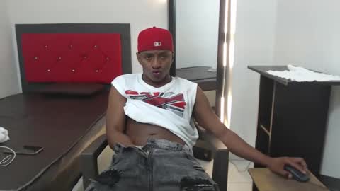 Snapshot of braulioth chatting on November 22, 2025, 2:10 am braulioth online show from November 22, 2025, 2:10 am