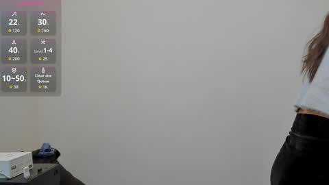 Snapshot of bravepetunia chatting on October 24, 2025, 12:56 pm bravepetunia online show from October 24, 2025, 12:56 pm