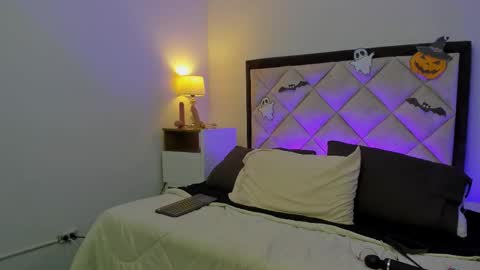 Snapshot of bravepetunia chatting on November 1, 2025, 1:13 pm bravepetunia online show from November 1, 2025, 1:13 pm