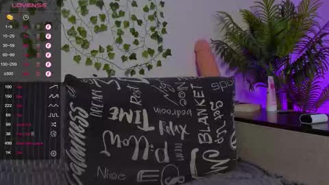 Johny Bravo online show from November 16, 2025, 6:52 am