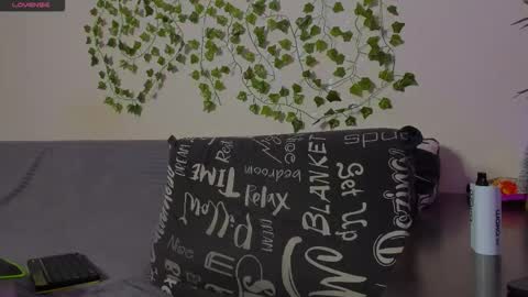 Johny Bravo online show from December 19, 2025, 9:27 am