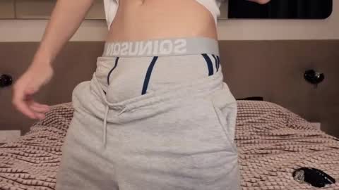 Snapshot of braxiboy chatting on March 3, 2026, 6:03 pm Brax online show from March 3, 2026, 6:03 pm