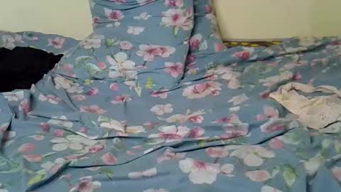 Snapshot of brea1922 chatting on September 22, 2025, 9:28 pm brea1922 online show from September 22, 2025, 9:28 pm