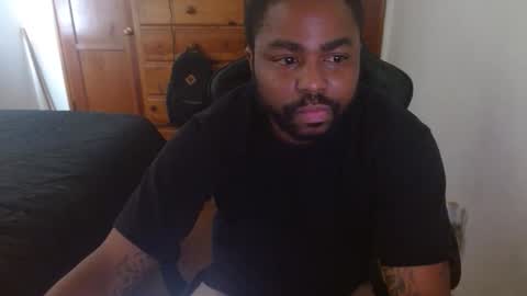 Snapshot of breadw1nnah chatting on October 19, 2025, 7:58 pm Breadw1nnah online show from October 19, 2025, 7:58 pm