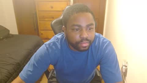 Snapshot of breadw1nnah chatting on October 24, 2025, 5:15 am Breadw1nnah online show from October 24, 2025, 5:15 am