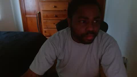 Snapshot of breadw1nnah chatting on November 4, 2025, 3:55 pm Breadw1nnah online show from November 4, 2025, 3:55 pm