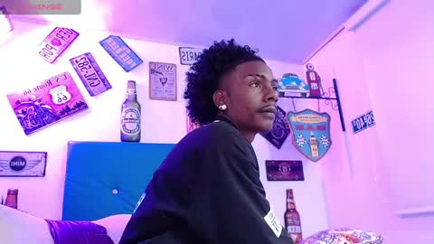 breazer__ online show from September 11, 2025, 10:43 pm