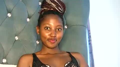 breelia online show from January 8, 2025, 4:23 am