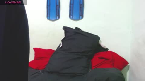 Snapshot of breinerxxlhot chatting on February 22, 2025, 4:29 am Breiner online show from February 22, 2025, 4:29 am