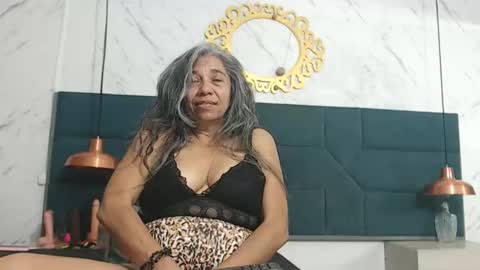 BRENDA VELASQUEZ online show from May 15, 2026, 6:59 pm